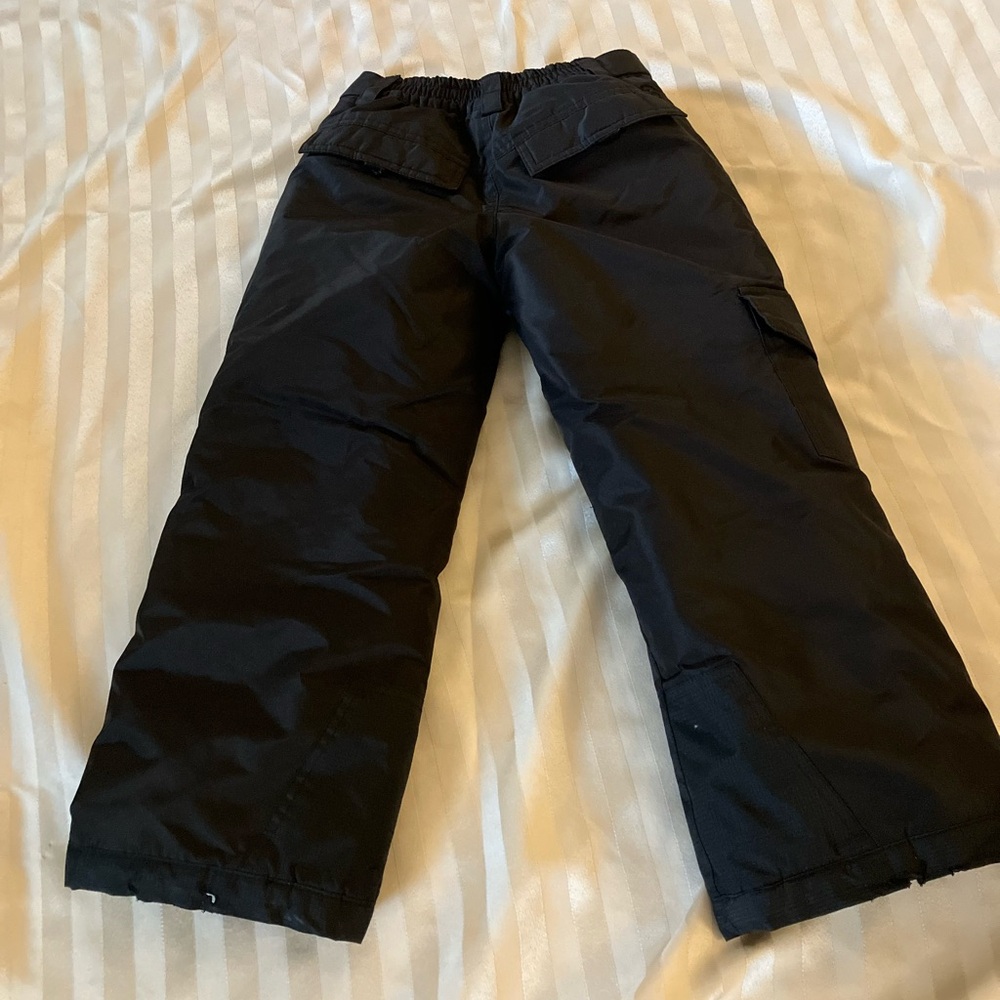 Magellan Kid’s Black Snowpants - Picture 3 of 5